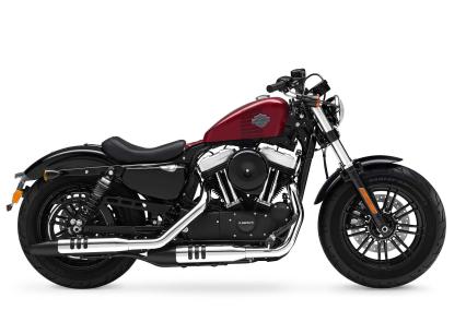 01-harley-davidson-sportster-forty-eight-2016-estudio